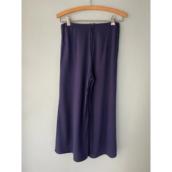 Band of Gypsies | Navy Flare Capri Culotte Pants - Picture 3 of 8